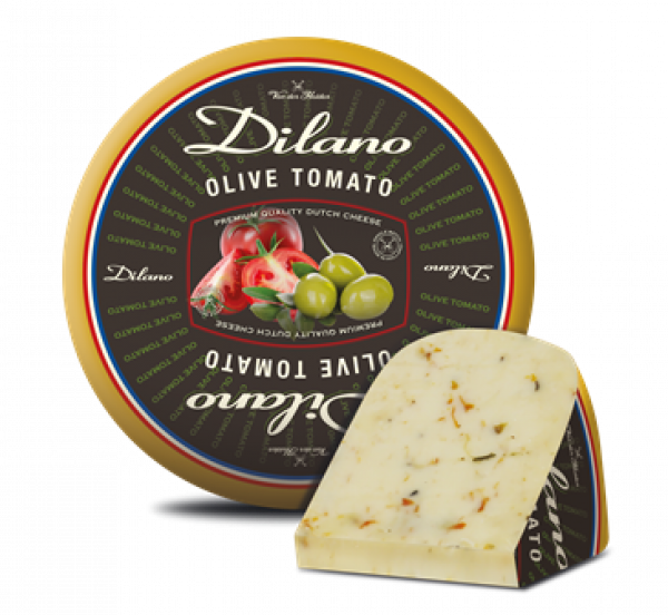 Ser Dilano z oliwkami i pomidorami