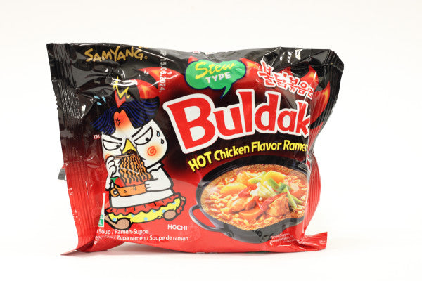 Zupa instant Buldak Ramen hot kurczak gulasz
